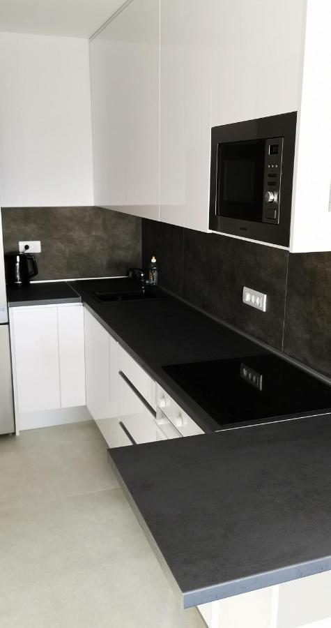 Апартаменты Sky 17 Lux Apartman Загреб Экстерьер фото